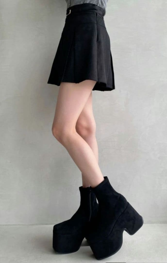 RESEXXY 新作 スエード ショート ブーツ　Sサイズ RESEXXY（リゼクシー） ブーツ 厚底スエードショートブーツ レディース