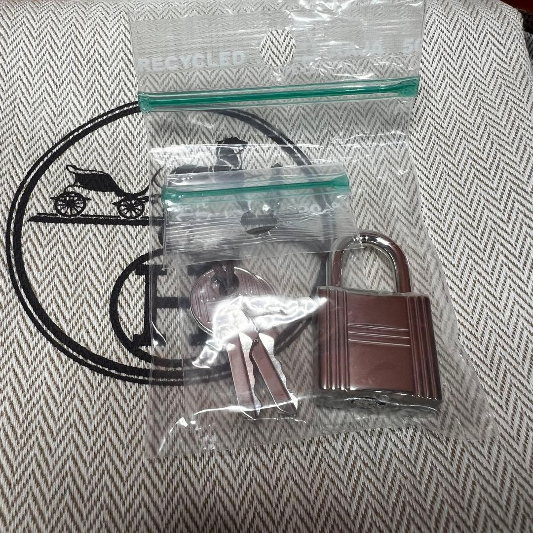 新品未使用 HERMES ピコタンMM エトゥープ C006683 - メルカリ