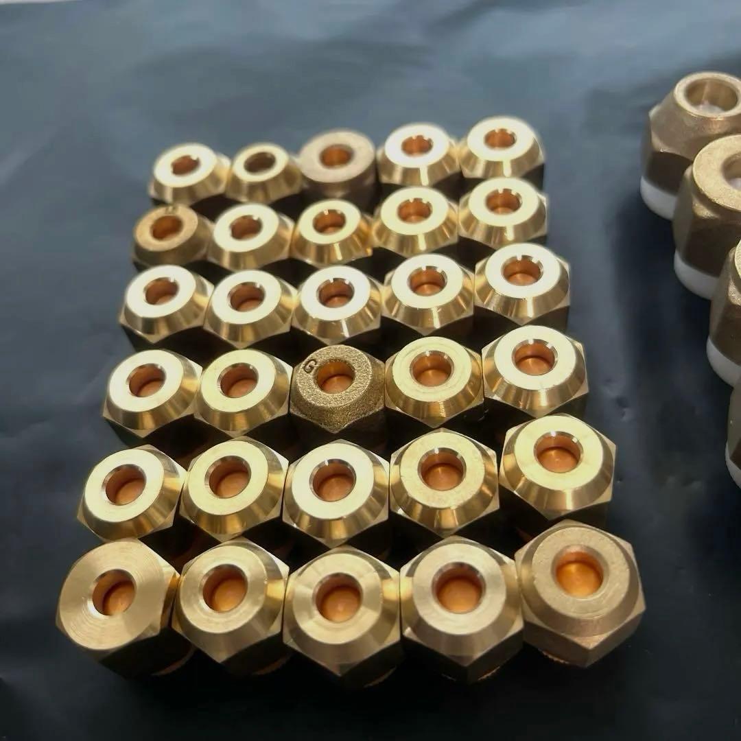 未使用品☆エアコン フレアナット2分3分各30セット（合計60個