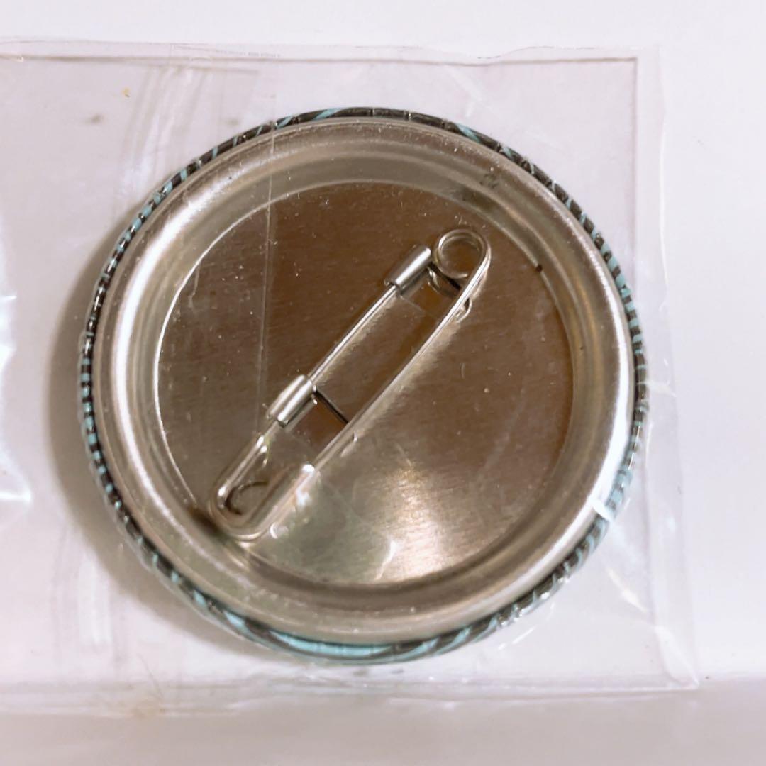 βⅩⅥ ペルソナ4 カッ 主人公 鳴上悠 缶バッジ - メルカリ