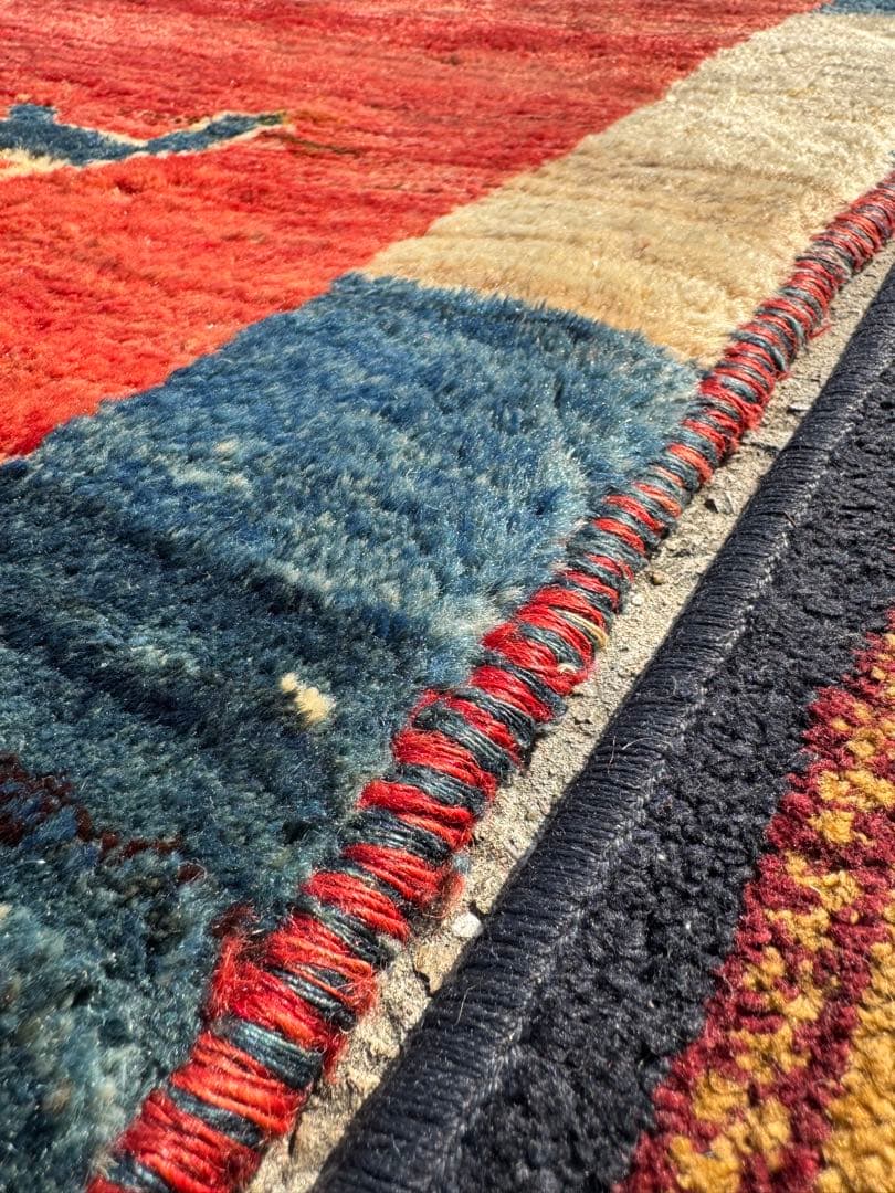 本物イラン手織りギャベ210×125cm 大判赤 ペルシャ絨毯 遊牧民 ラグ