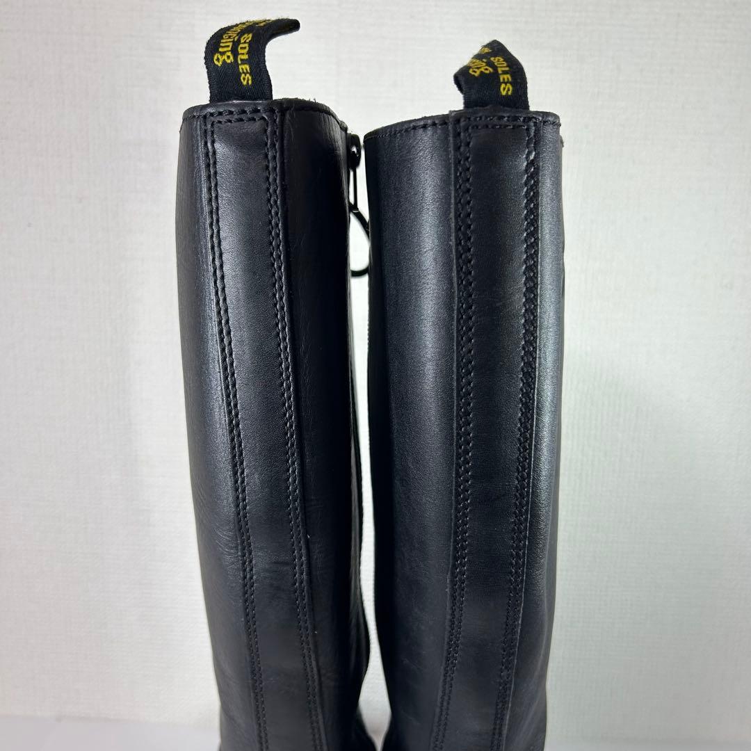 美品】Dr.Martens 20ホールブーツ UK4 ロングブーツ シボ革 - メルカリ