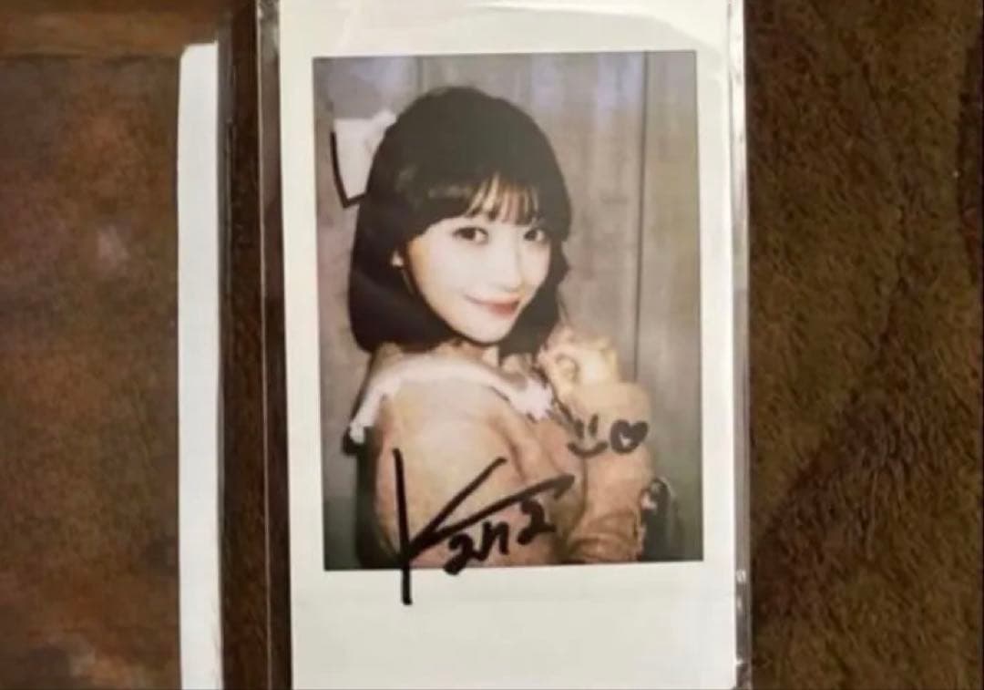 CUTIE STREET 直筆サインチェキ 佐野愛花 川本笑瑠 板倉可奈 - メルカリ