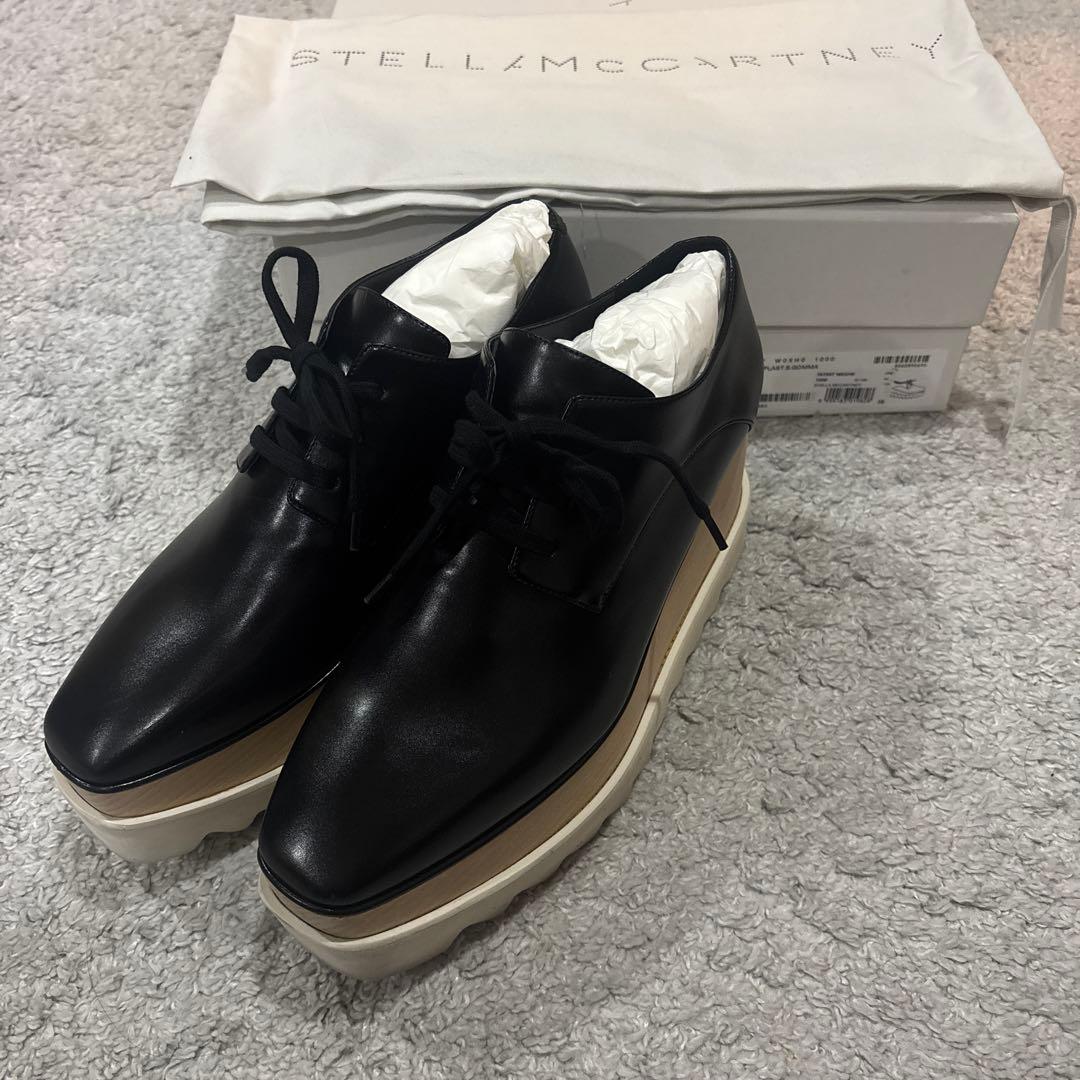 ステラマッカートニー靴 ステラ マッカートニーの厚底シューズ『エリス』の魅力とは？ 購入前に
