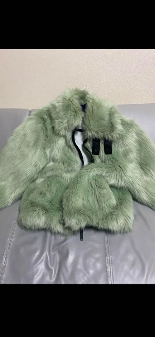 正規品 NIKE×AMBUSH フェイク ファージャケット S 登坂広臣着 - メルカリ