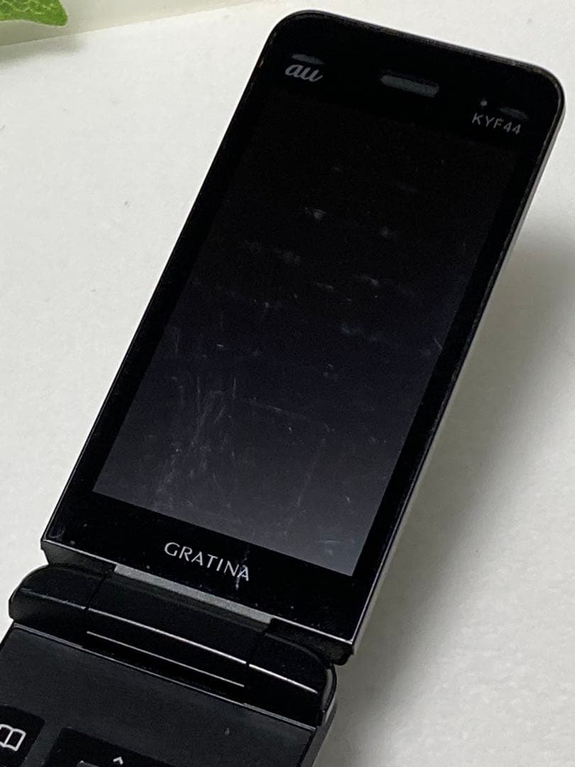 中古 GRATINA KYF44 au SIMフリー 携帯電話 - メルカリ