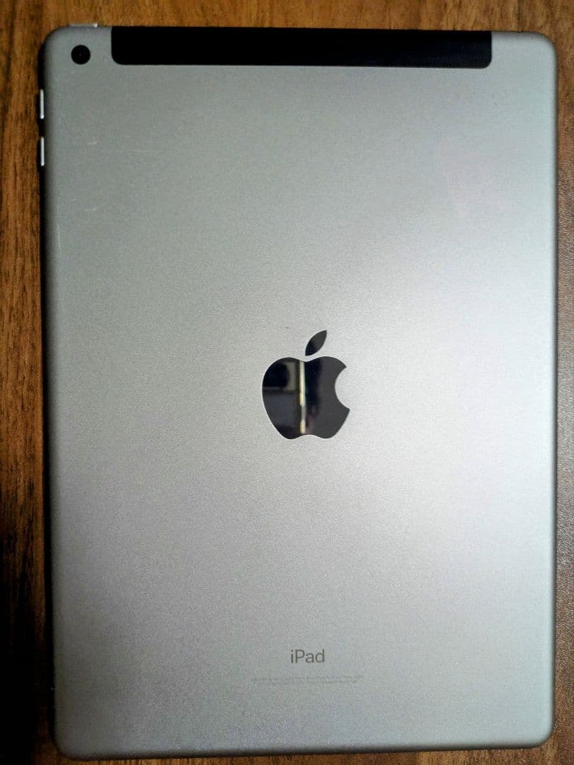 美品 Apple iPad本体 (第6世代) 32GB Amazon.co.jp: 【整備済み品】 Apple iPad (第6世代) Wi-Fi +