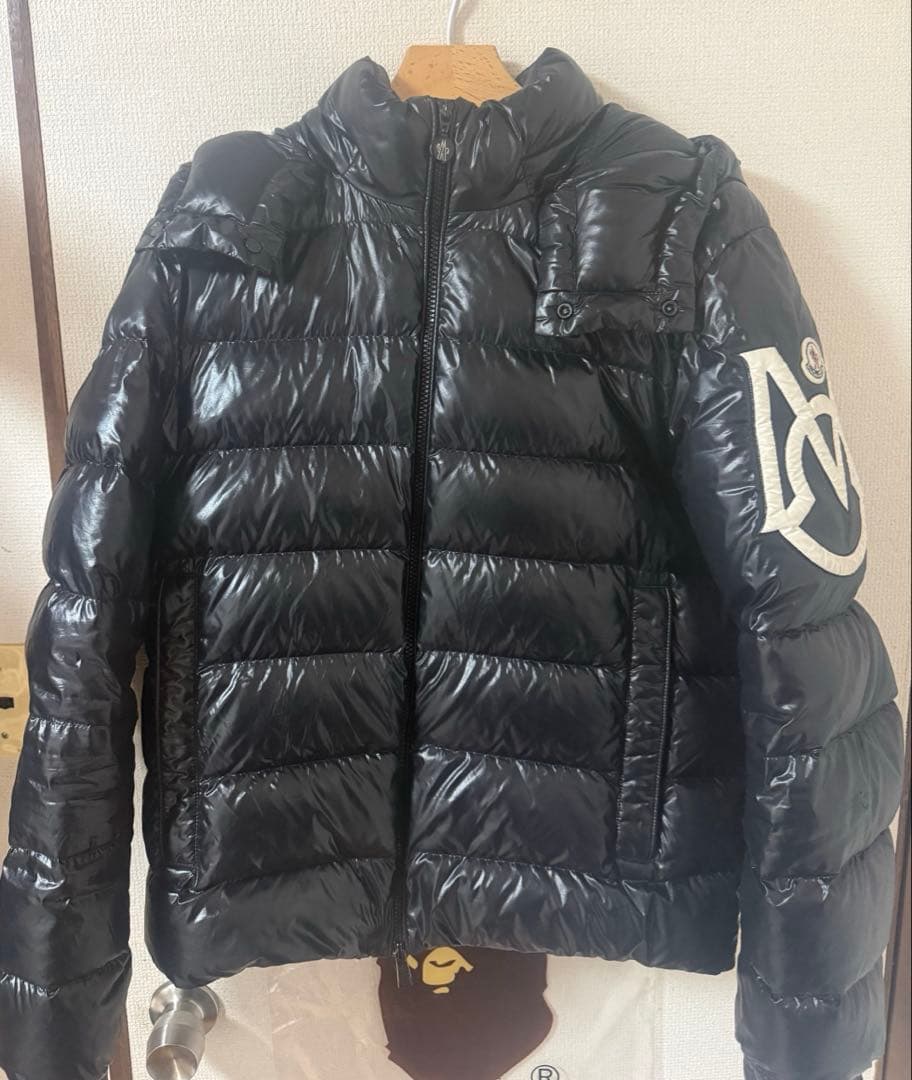 MONCLER saulux モンクレール サウルックス ブラック 2 MONCLER（モンクレール） 23年製 SAULX ソゥ ロゴ フーデッド ショート