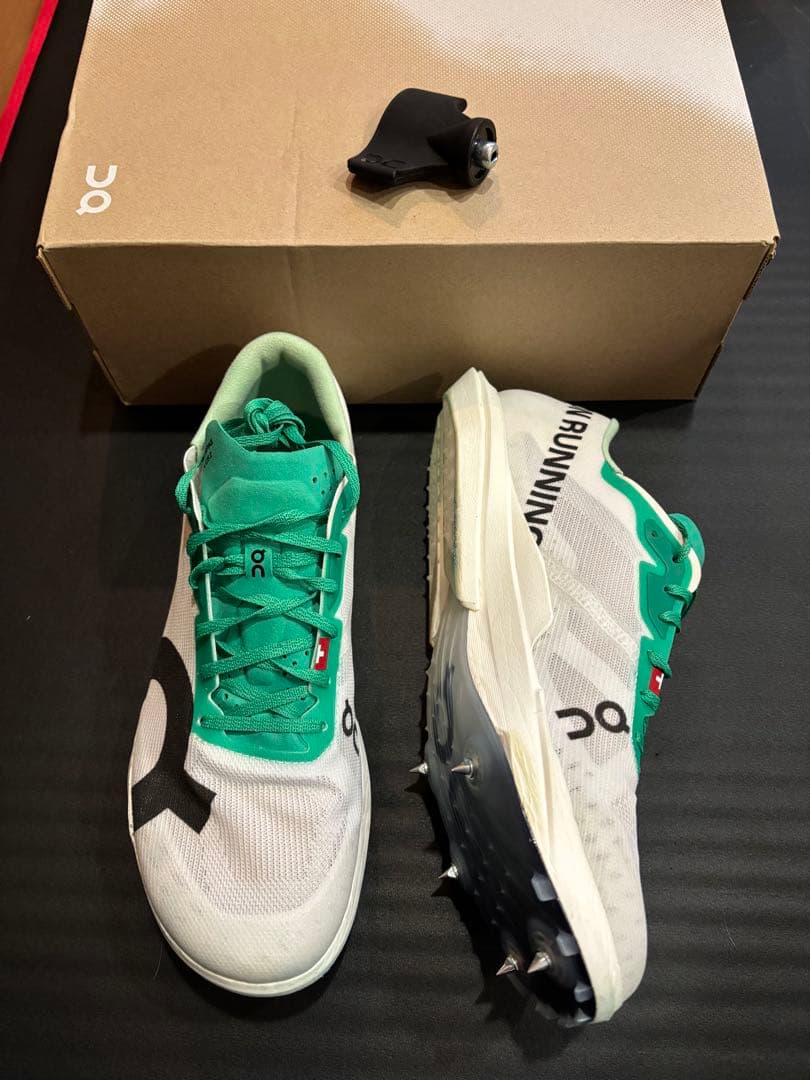 キ*ラ様 cloudspike amplius 2 アンプリウス2 25.5cm