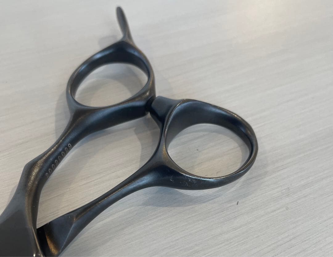 ミズタニシザーズ アクロKL ブラックケビン・ラッチマンモデルシザー