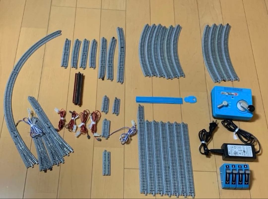 ジャンク品　KATO 直線線路　パワーパックスタンダードSX 等 Amazon.com: Kato N Gauge pawa-pakkusutanda-do SX (AC Adapter Not