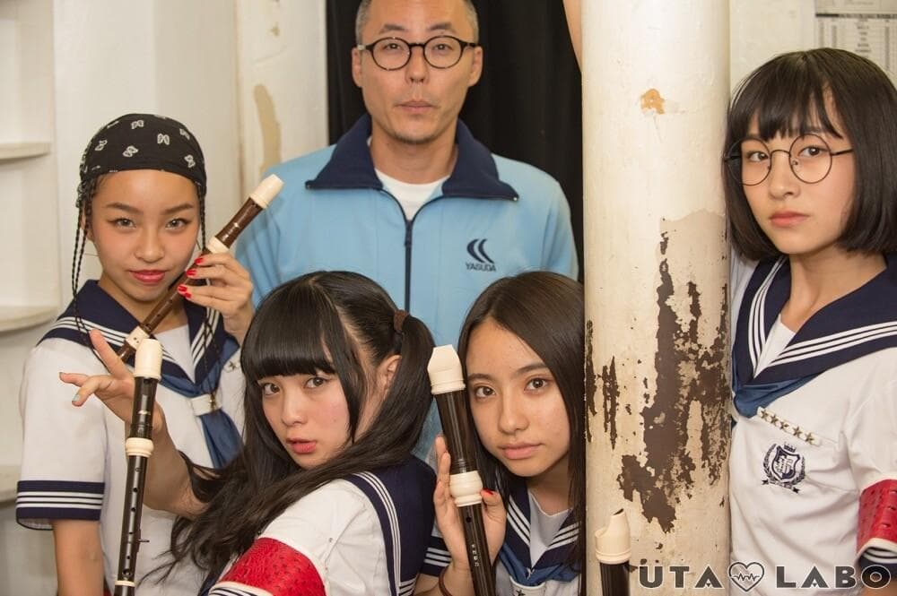 超超超激レア】新しい学校のリーダーズ 全員直筆サイン入りポスター