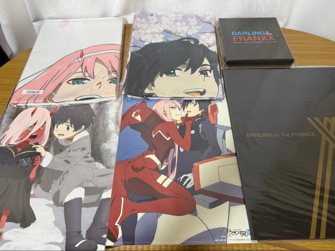 DARLING in the FRANXX ダーリンインザフランキス まとめ売り - メルカリ