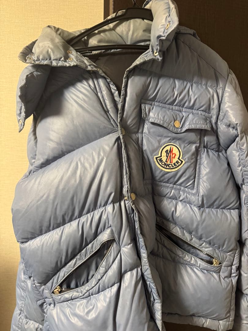 MONCLER ライトブルー ダウンジャケット Light Blue Moncler Maya 70 Hooded Short Down Jacket - Short Down