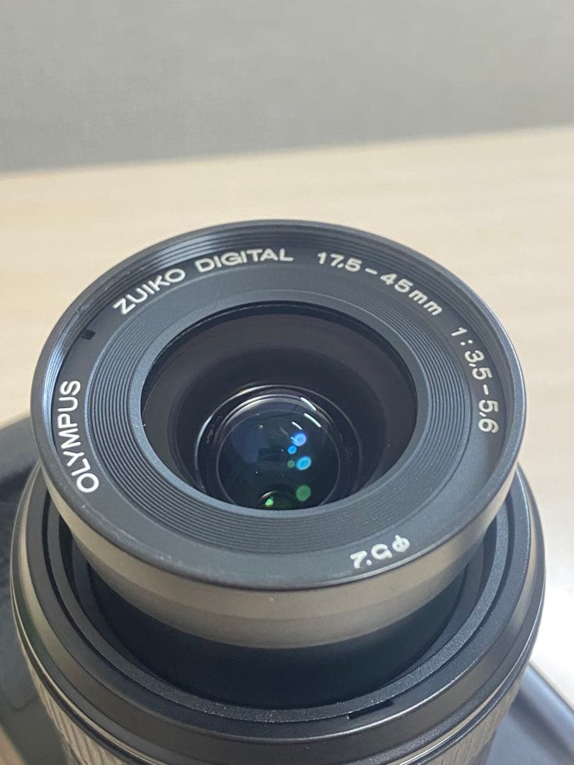 OLYMPUS E-300 17.5-45mm f3.5-5.6 レンズキット