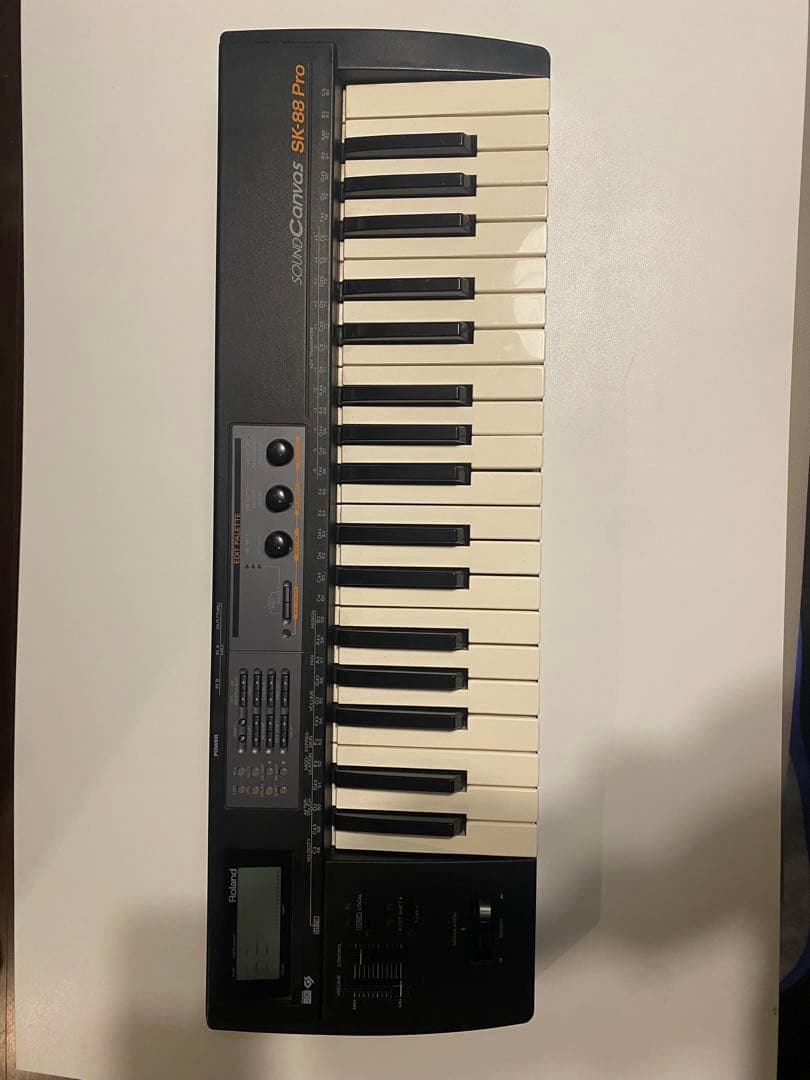 【ジャンク】Roland SK-88 Pro What The Heck Is A Roland SK-88 Pro? - YouTube