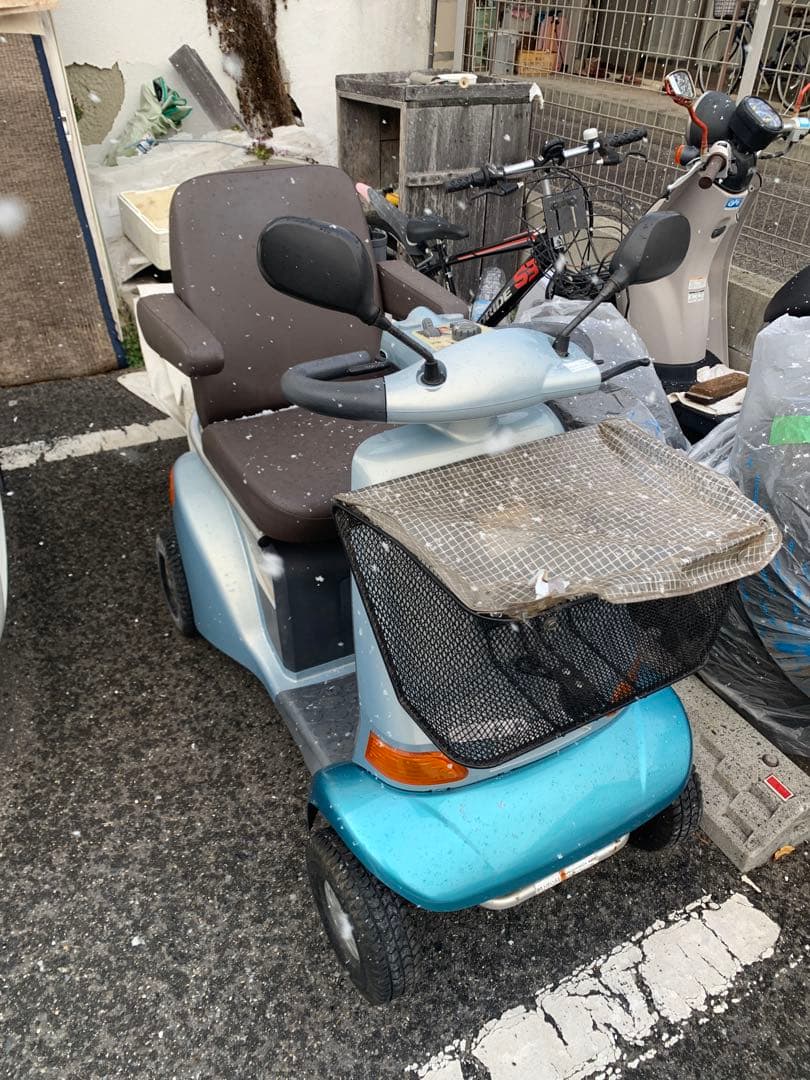 セニアカー　シルバーカー 多機能操作パネル付き　スズキ 電動車いす | スズキ