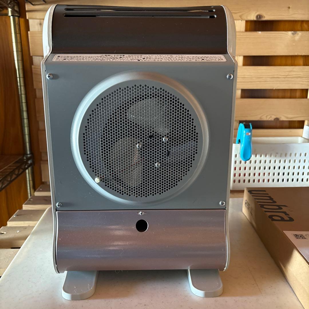 Iwatani ガスファンヒーター CB-GFH-3 - メルカリ