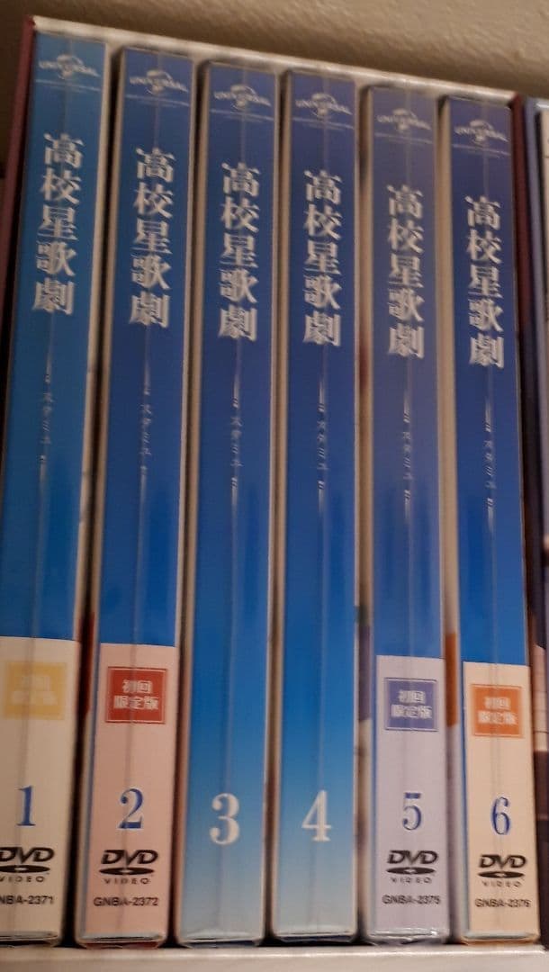 全て購入半額以下‼️　DVD  CD　まとめて　大量