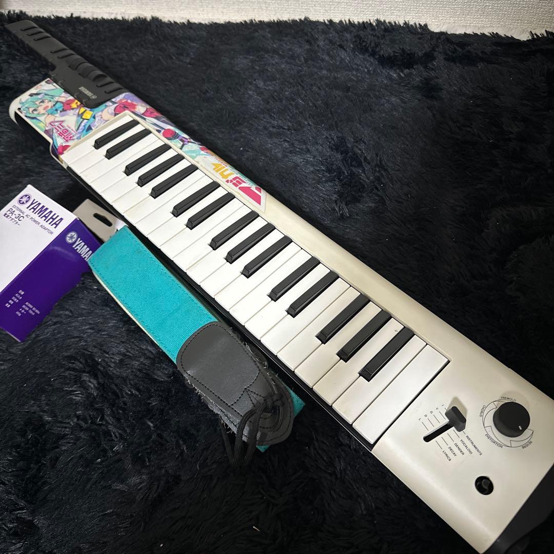 YAMAHA VKB-100 ショルダーキーボード マジカルミク2018 YAMAHA VKB-100 MK PACK｜ミュージックランドKEY