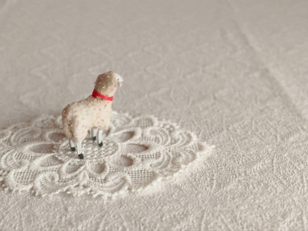 【Daisyさま】antique sheep ✵ *クリスマスの 羊さん (s)