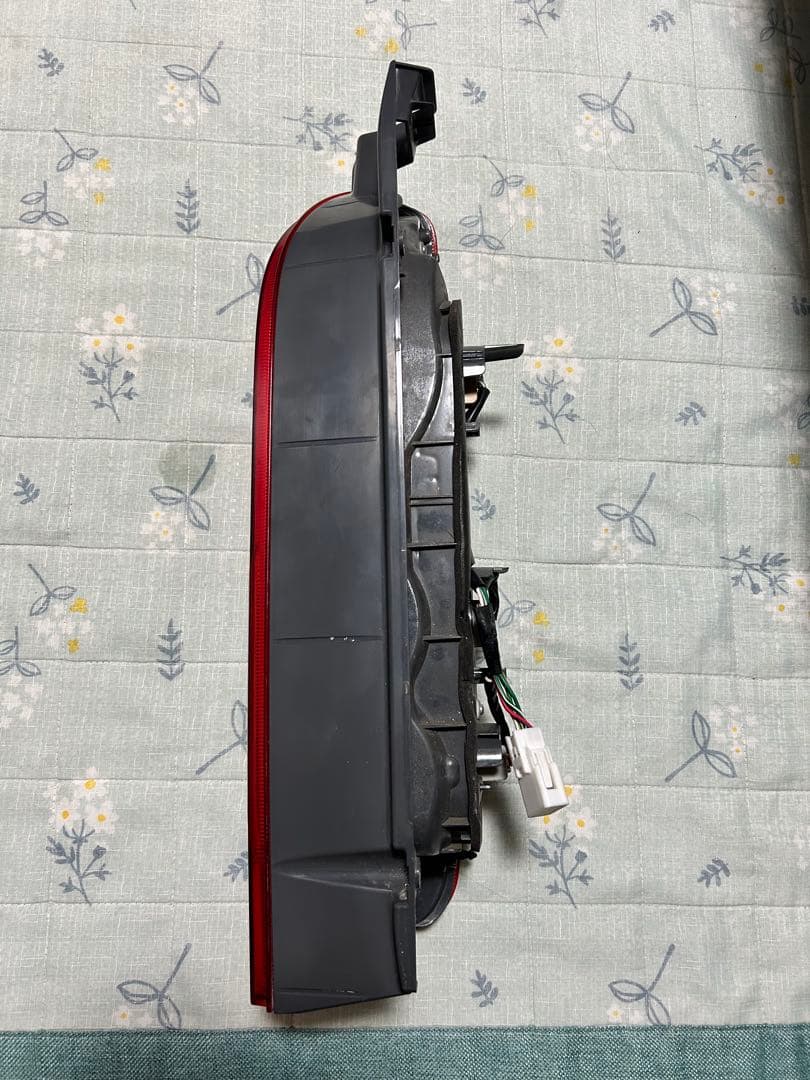 美品］ハイエース トヨタ純正 左 助手席 - パーツオンライン ショップ