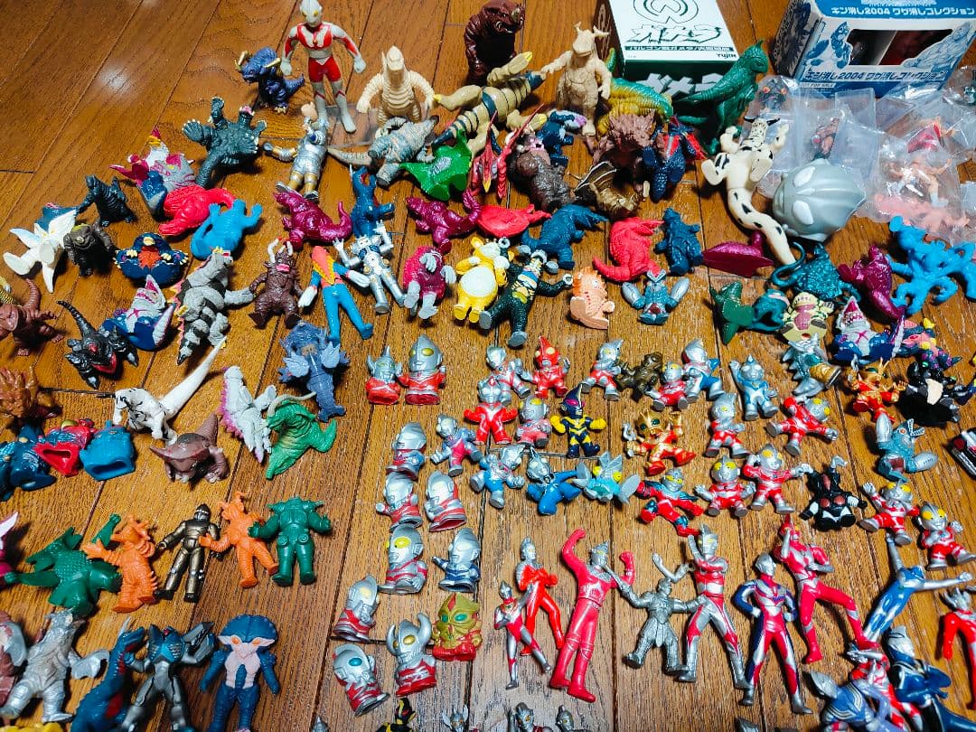 ウルトラマン 怪獣 ソフビ ガン消し 仮面ライダー フィギュア レトロ