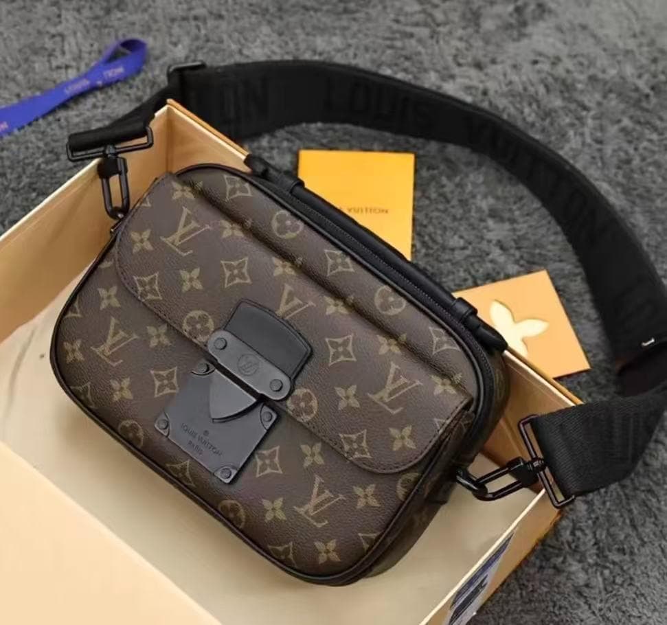 状態良好 ✨モノグラム ボディバッグ m45806 状態良好 ✨モノグラム ボディバッグ m45806 - メルカリ