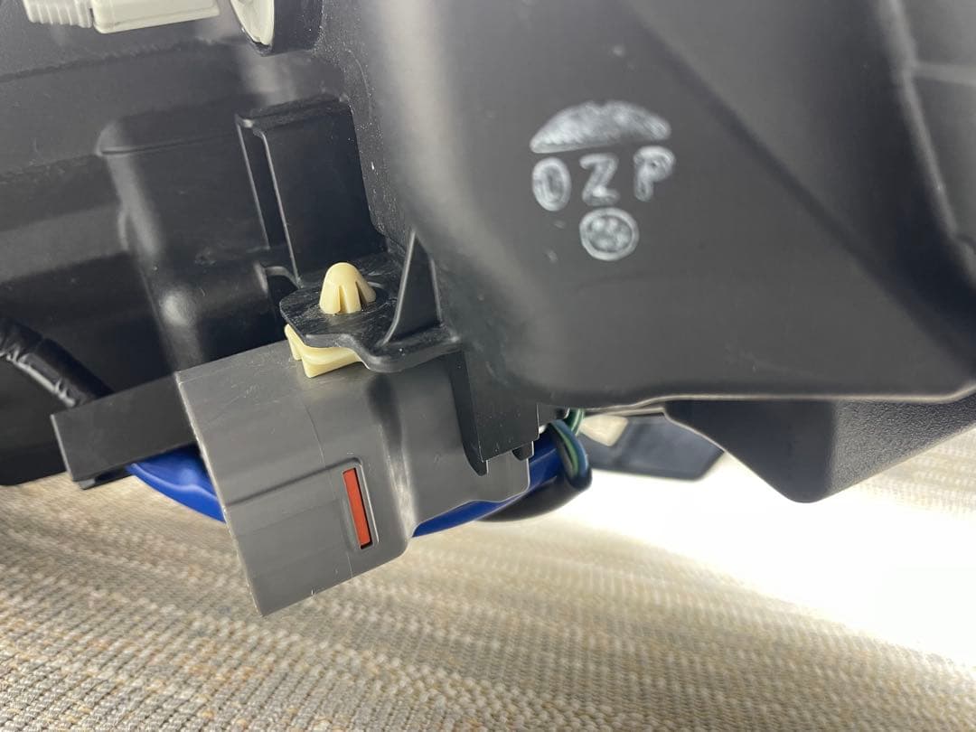 スバル レガシィBN9 BS9後期 左ライト KOITO 100-60388 - メルカリ