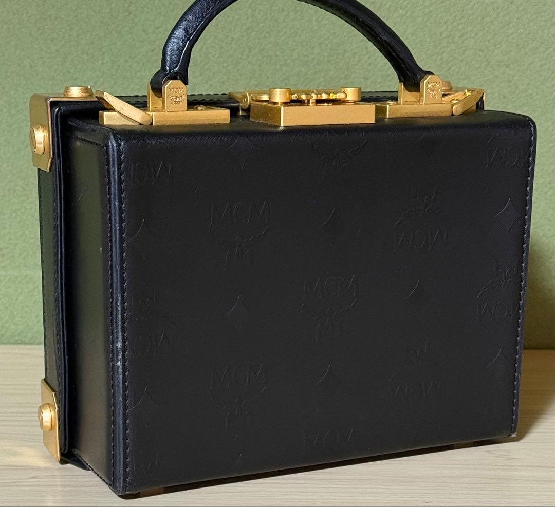 MCM（エムシーエム）2WAY トランク ショルダーバッグ - メルカリ