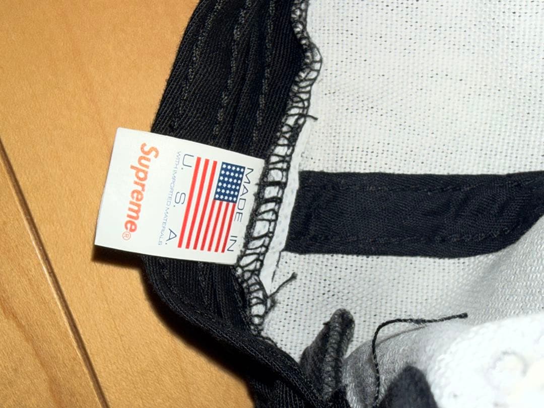 Supreme ブラックキャップ Sロゴ刺繍 - メルカリ