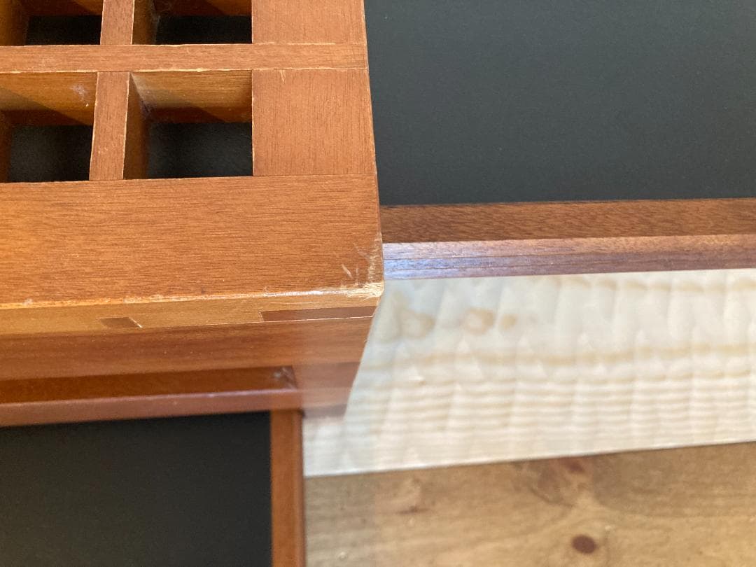 ベラート Bellato テトラ Tetra コーヒーテーブル - メルカリ