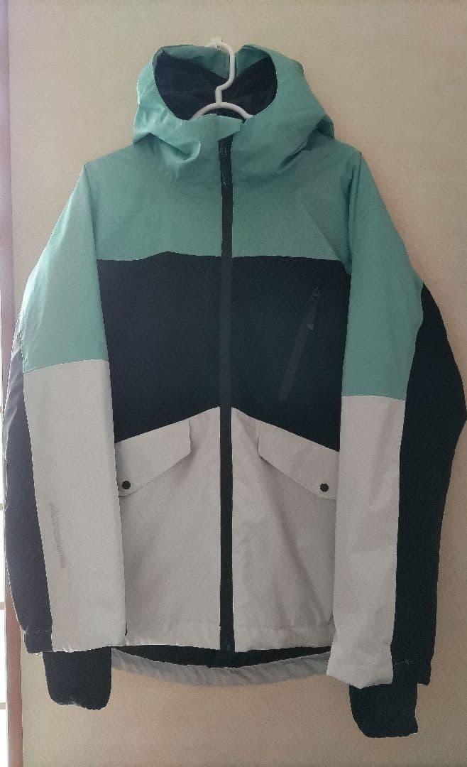 2025年モデルワークマンイージス防水防寒スーツМスノーミントスキー