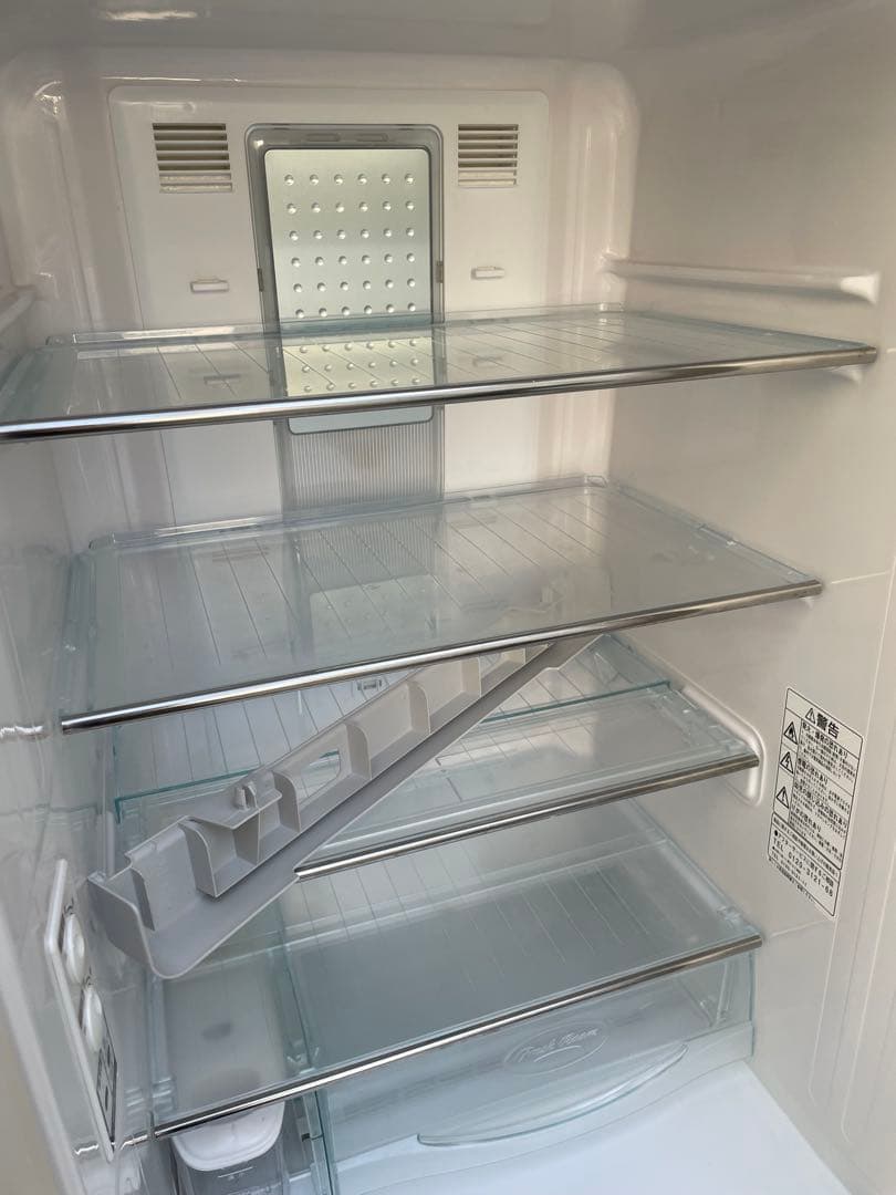 近隣配達可能 割と綺麗 HITACHI 300L 3ドア冷蔵庫 R-S30YMV