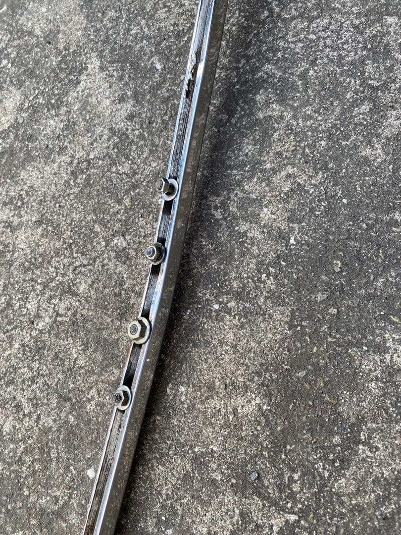 日産箱スカ 2000GT 2000GTRリアーグリルアッパーモール - メルカリ