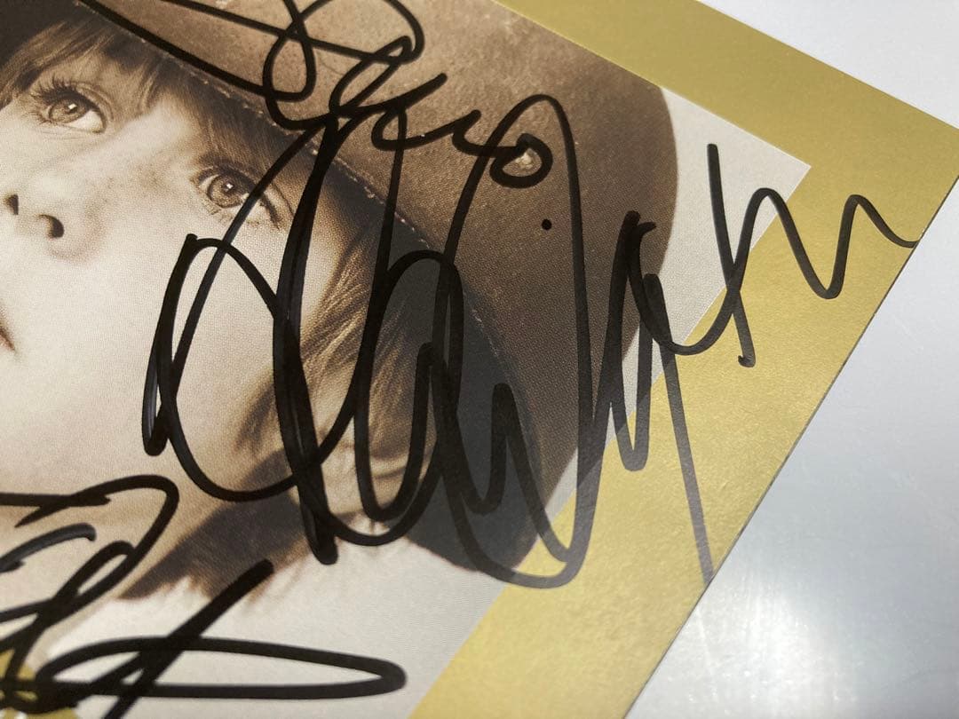 レア u2 直筆サインCD BEST bono edge Larry adam - メルカリ