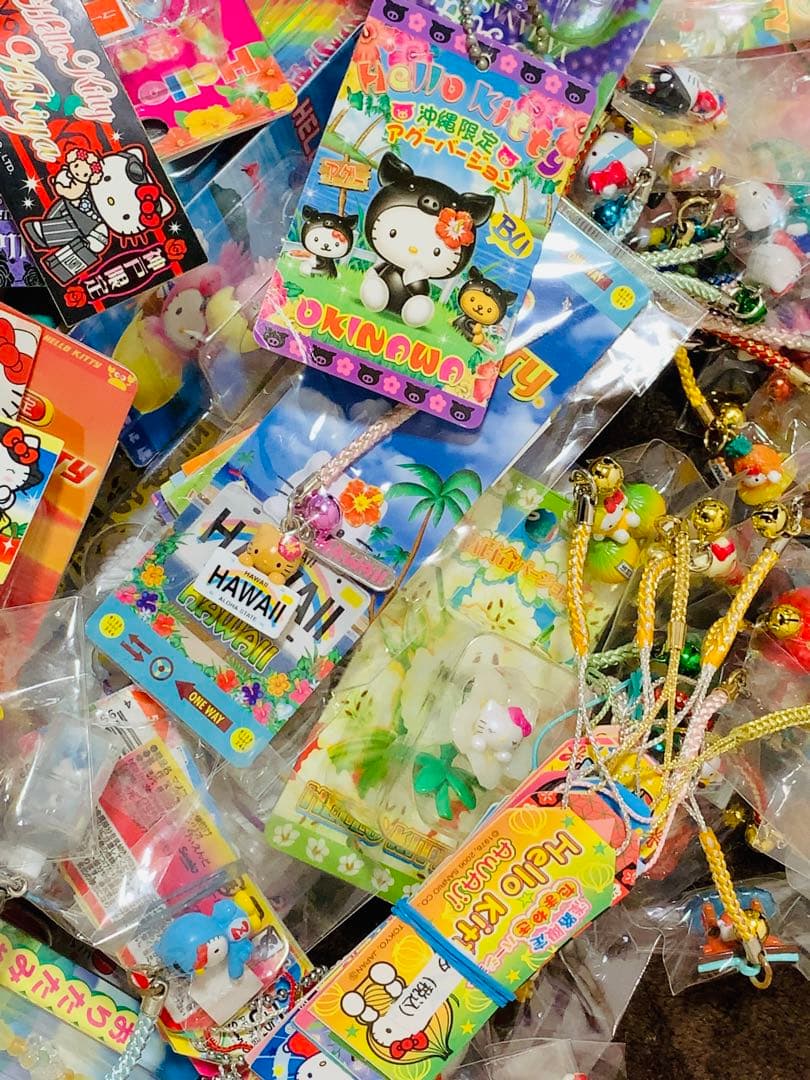 ご当地キティ 226個 嶽本野ばらゴスロリ/非売品コラボ/レア 根付