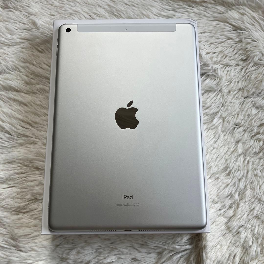 即購入OK】iPad 第8世代 セルラーモデル【極美品】 #100 【付属品