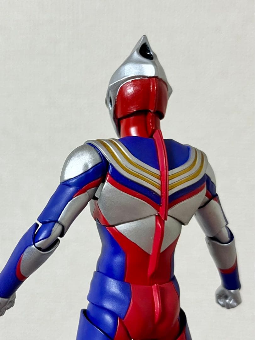【リペイント品】S.H.Figuarts 真骨彫 ウルトラマンティガマルチタイプ