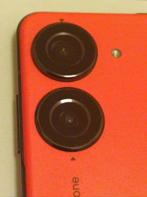 Zenfone 10 国内版 SIMフリー レッド ZF10-RD8S256 - メルカリ