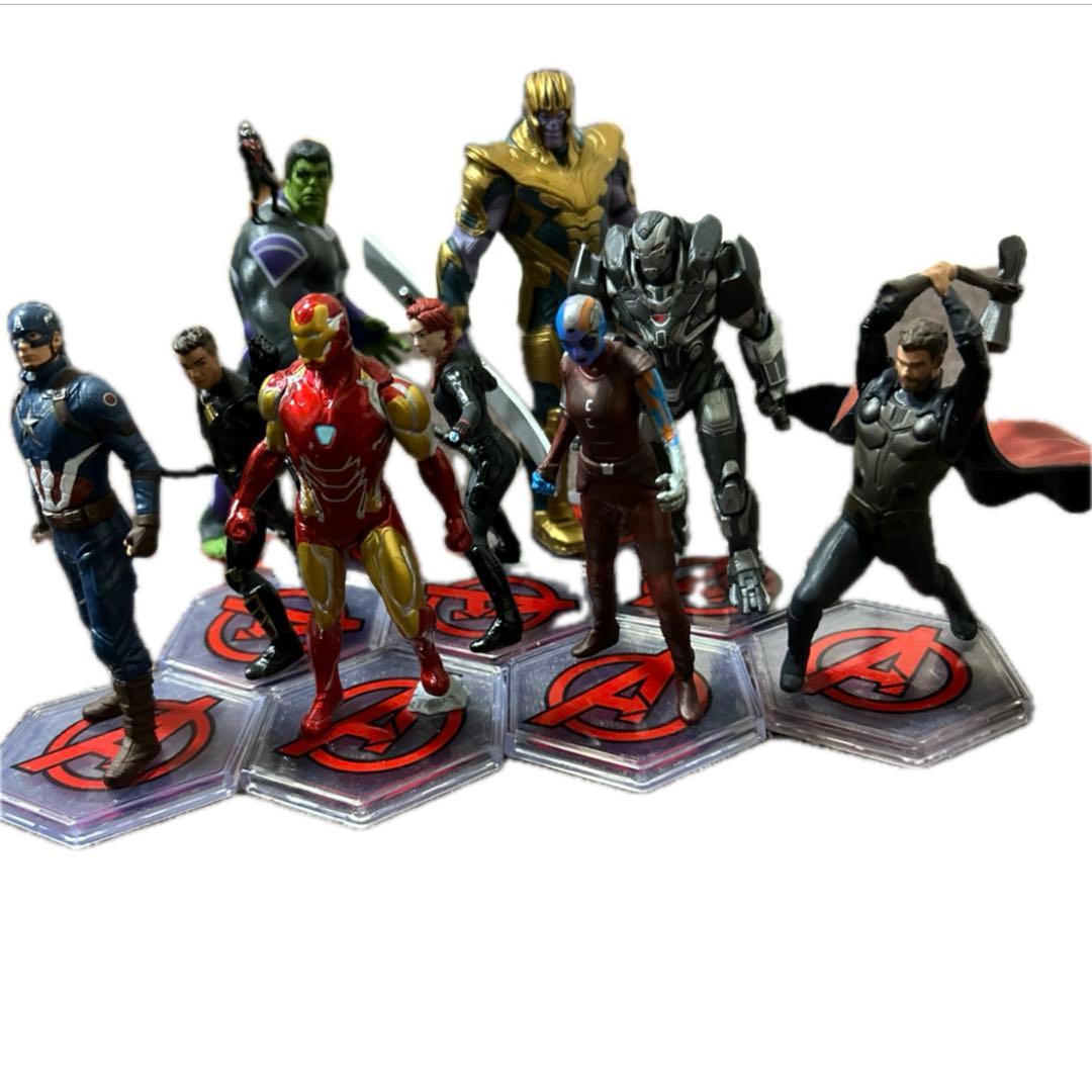 ディズニーストア限定 アベンジャーズ デラックスフィギュアセット 9体