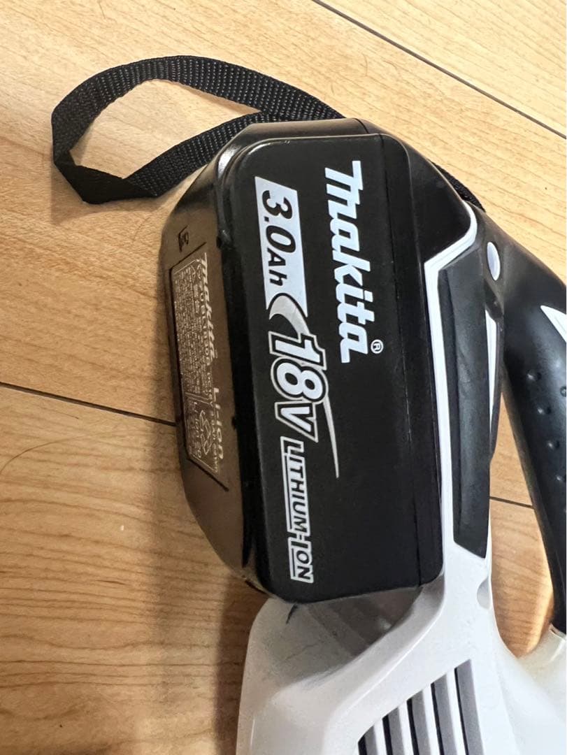 引き取り限定Makita ★中古★スティッククリーナー 18V 3.0Ah