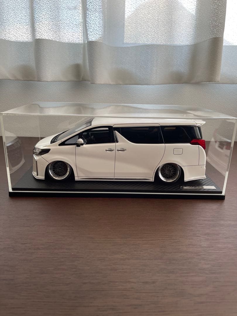 イグニッションモデル トヨタ アルファード H30W 1/18 カスタム IG2431 1/18 Toyota Alphard (H30W) Executive Lounge S Pearl White
