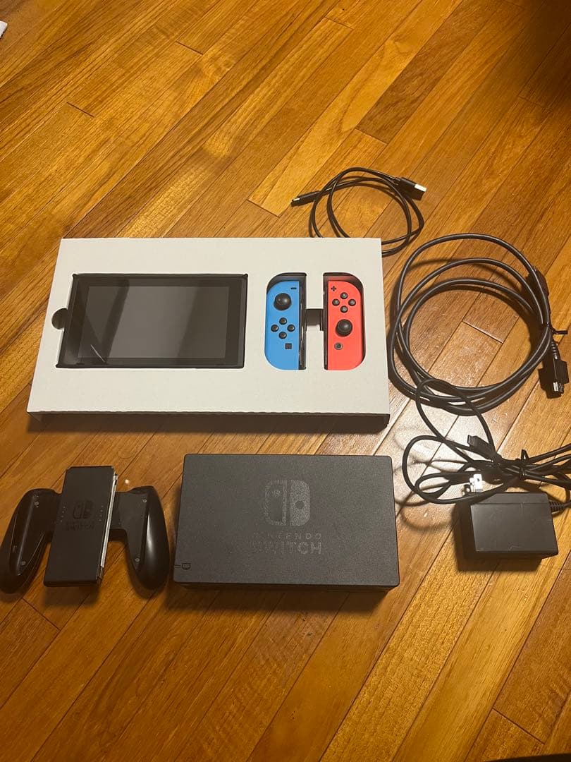 【動作確認済・箱有】Nintendo Switch 本体 青/赤 ストラップ無し compass1670295022.jpg?fitin=