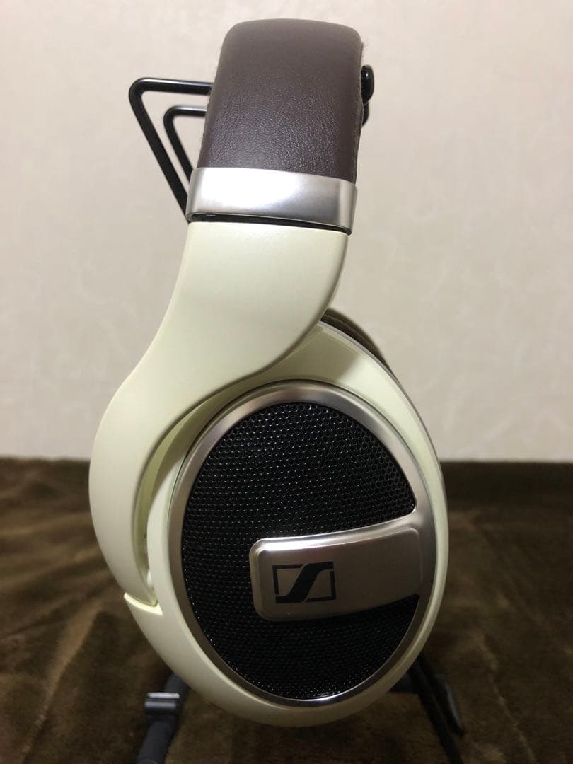美品】 SENNHEISER ゼンハイザー HD599+ヘッドホンスタンド - メルカリ