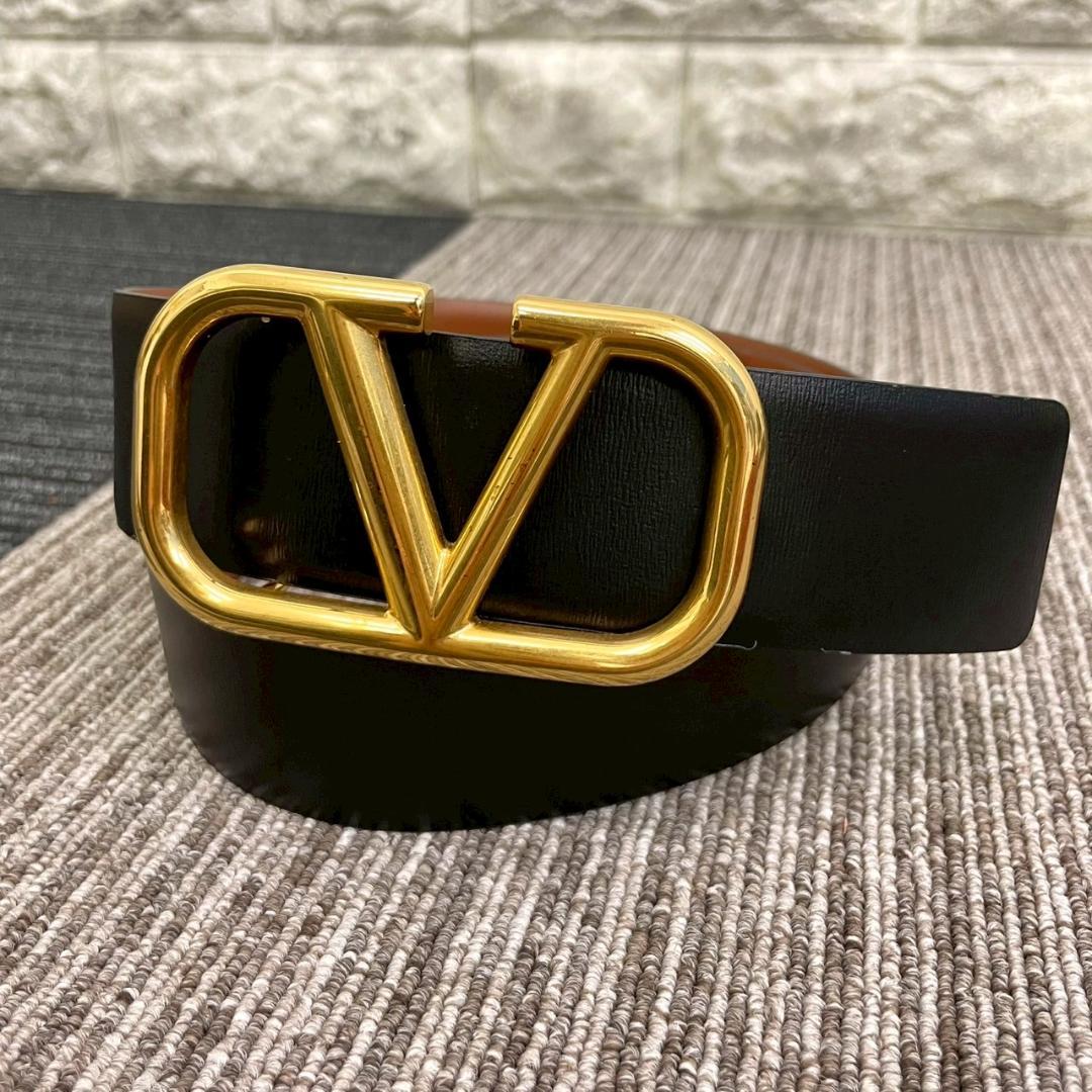 超美品　VARENTINO　ヴァレンティノ　Vロゴ　ベルト　レザー　ゴールド VALENTINO（ヴァレンティノ） ベルト 3W2T0S12ZFR 4W2T0S12ZFR