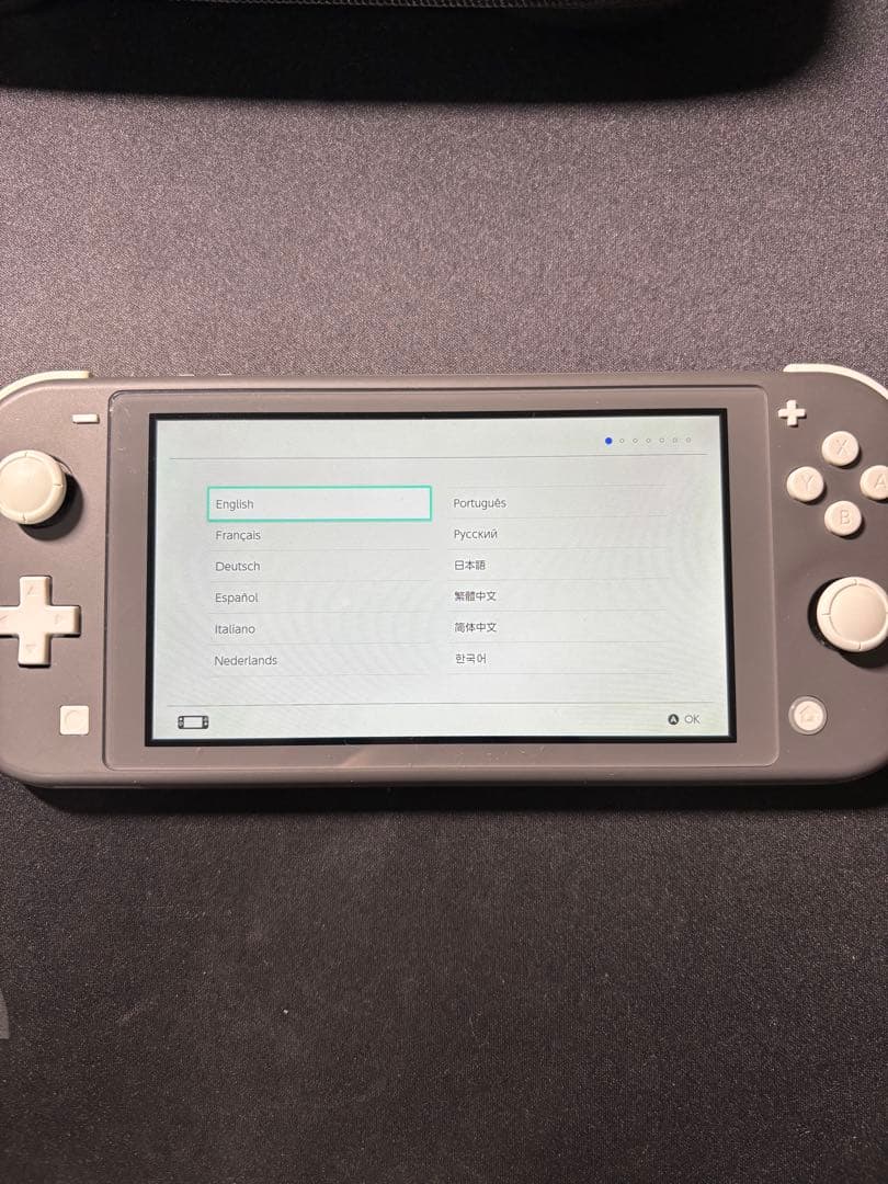 ニンテンドースイッチライト グレー ポケモンシールド、ダイヤモンド