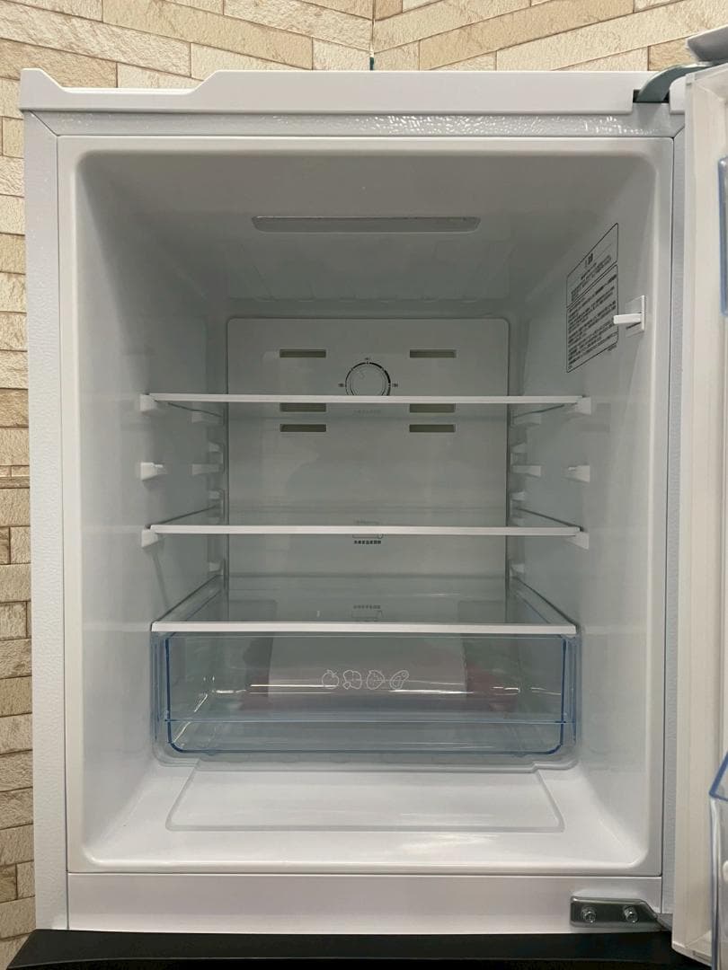 大阪送料無料☆3か月保障付き☆冷蔵庫☆2021年☆HR-D1304☆R-1628