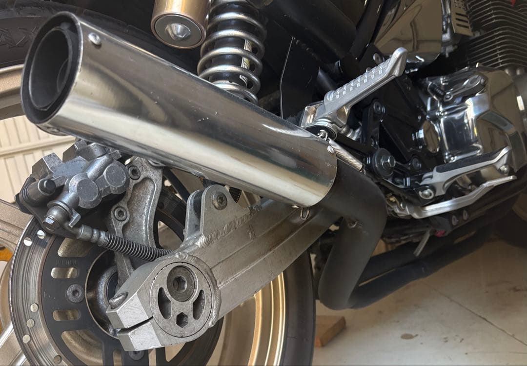 ゼファー400 DJガニマタ 6分割 マフラー ブラック - メルカリ