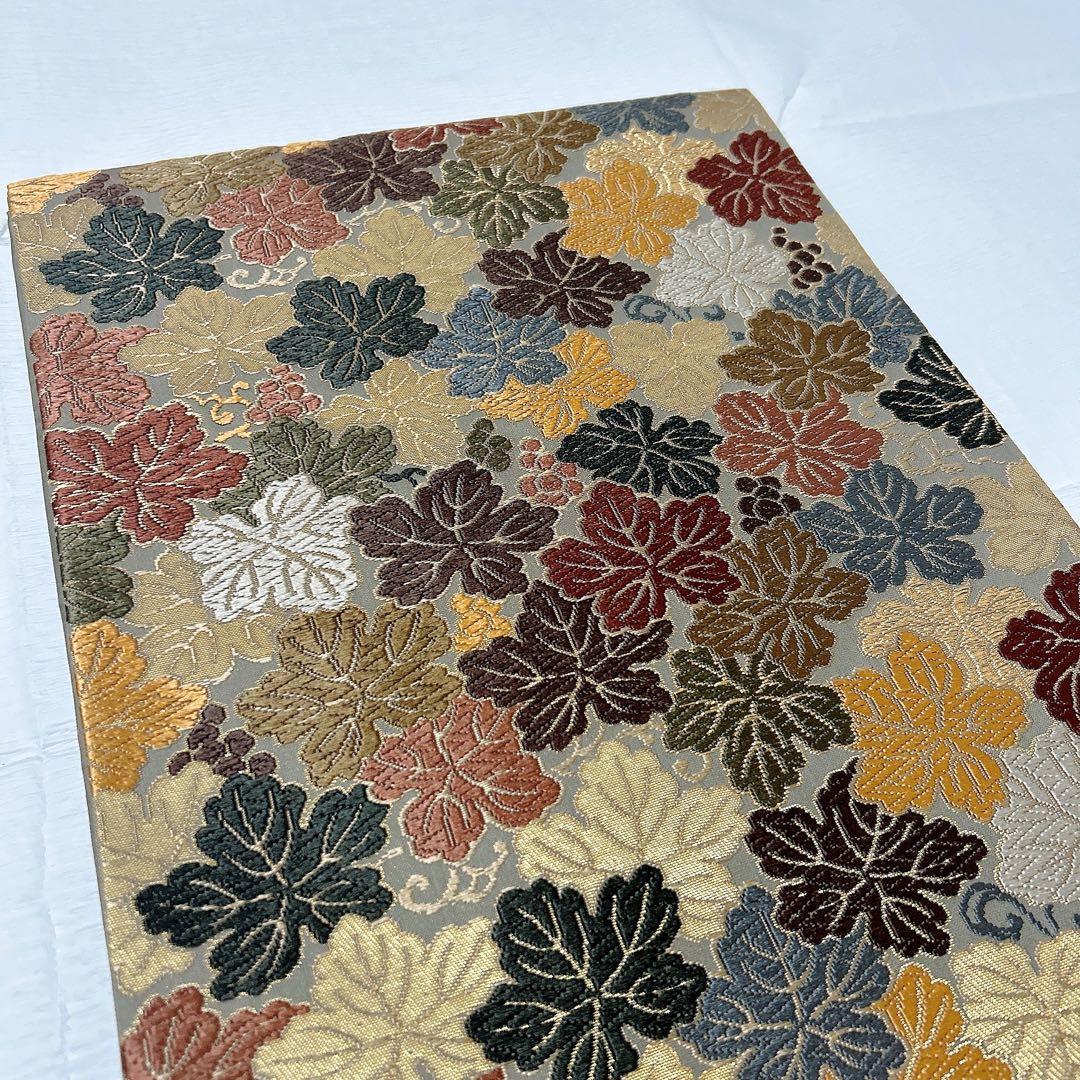 婦人画報掲載品】袋帯 西陣織 葡萄葉文 正絹 逸品 - メルカリ